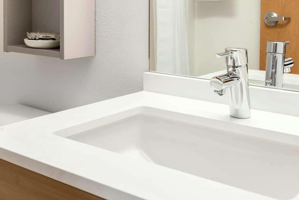 Microtel By Wyndham Hotel 2*